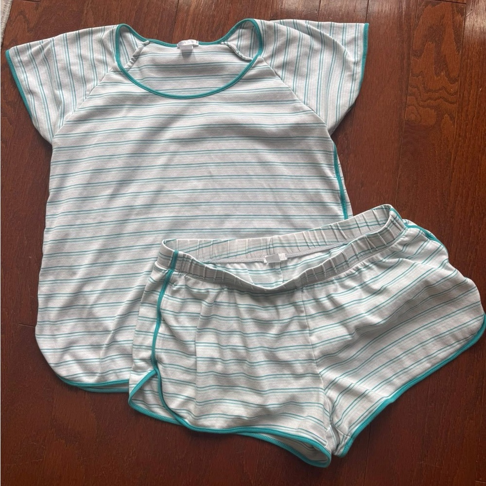 LAKE Short-Short Pajama Set Size M